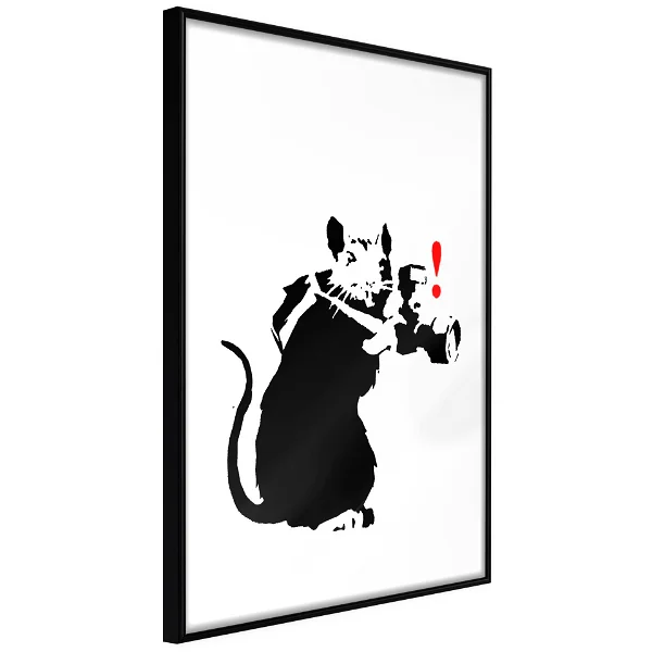 A portrait of a rat that act as a photographer