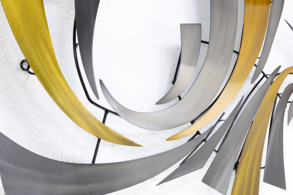 kl06815-abstrakte-skulpturen-gold-silber-wanddeko-metall-wandskulptur-wandbilder-aus-metall-09